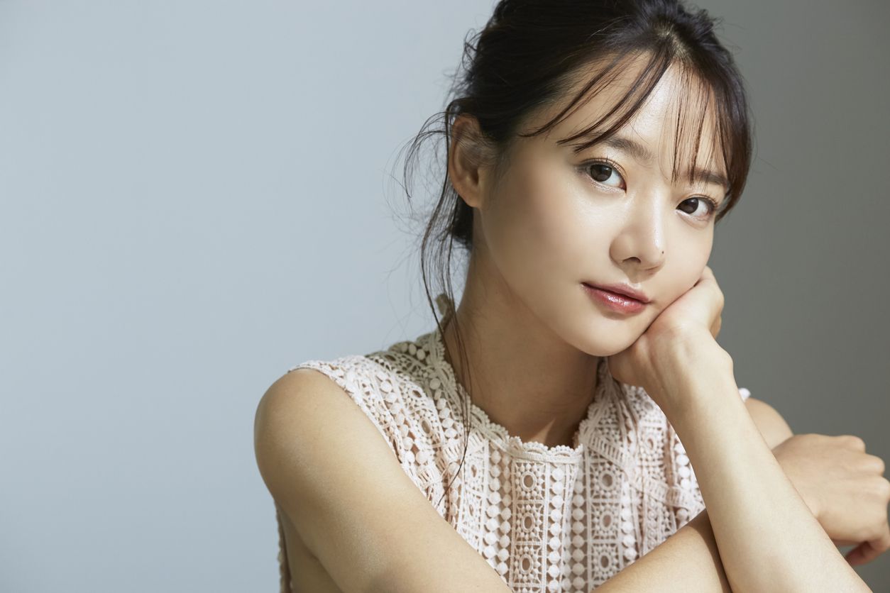 make up no make up menjadi hype, karena terkesan sederhana, namun tetap flawless. Berikut tujuh cara membuatnya.