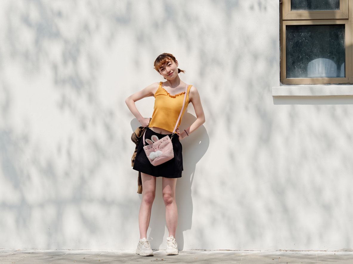 Mini skirt memiliki banyak model, sehingga penampilan kita enggak monoton. Yuk, intip lima pilihan sepatu yang tepat.