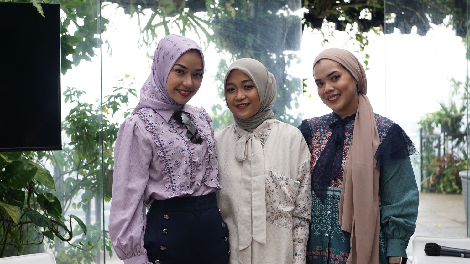 Dalam rangka perayaan hari jadi kelima tahun, brand fashion lokal Aleza hadirkan koleksi baru yang mengangkat konsep body positivity dan diversity. 