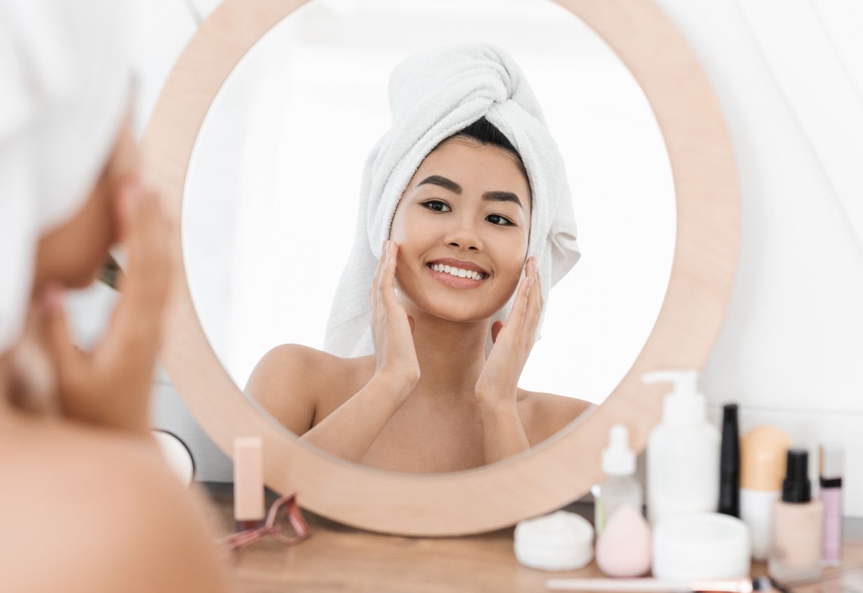 Ada banyak serum yang jadi skincare viral di TikTok tersebut cocok untuk kulit kombinasi. Apa saja? Berikut ulasannya!