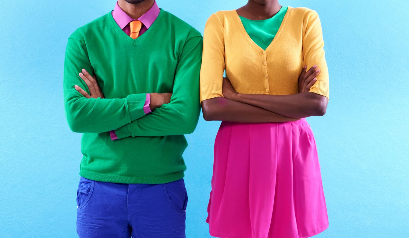 Agar tidak terkesan norak dan berlebihan, ini tips mix and match outfit color blocking untuk mendapatkan tampilan yang stand out.