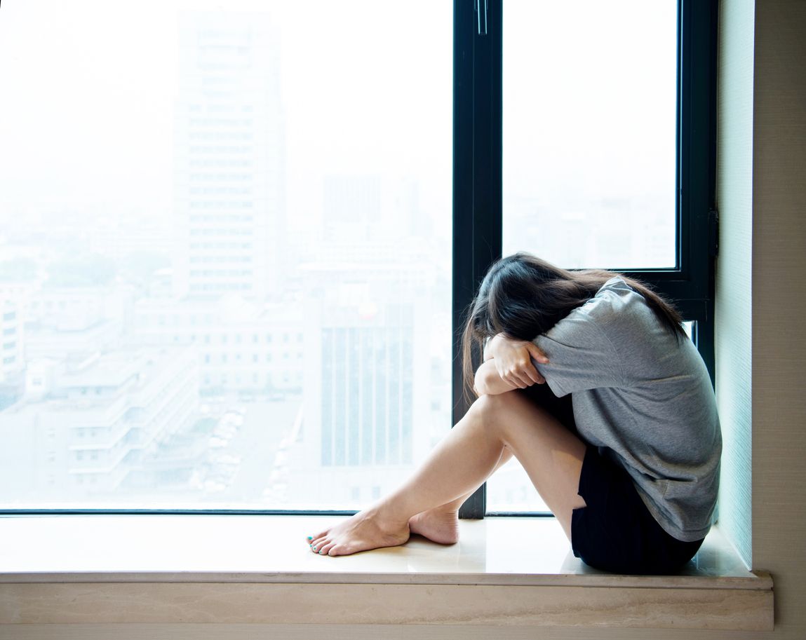 Berikut ini beberapa hal yang dapat memicu anxiety atau kecemasan berlebih.
Mulai dari stres hingga pola tidur yang salah