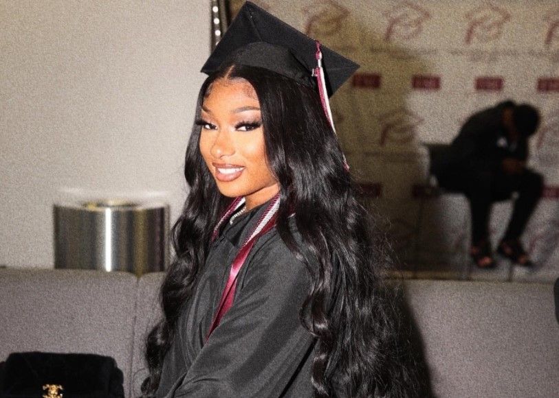 Rapper perempuan pemenang Grammy, Megan Thee Stallion, baru saja lulus kuliah. Ini pentingnya pendidikan baginya.