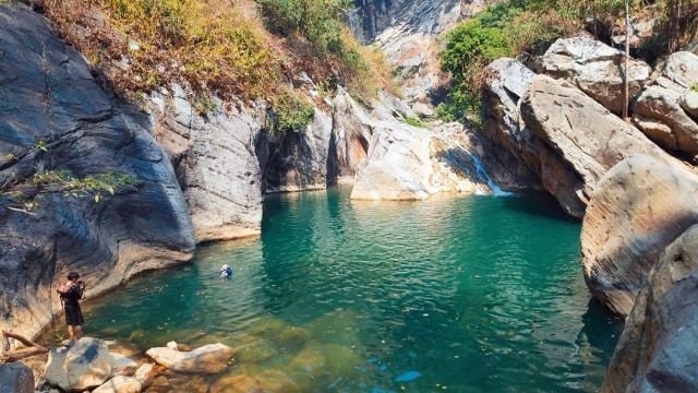 Inilah 5 rekomendasi hidden gem wisata alam di Bandung yang cocok untuk akhir pekan hingga rencana liburan kamu. Di mana saja, ya?