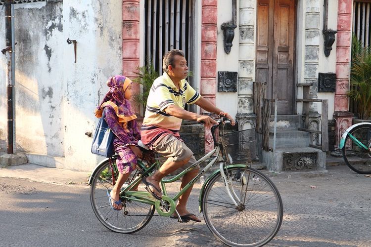 Ternyata Solo jadi salah satu lokasi syuting film Yowis Ben 3 lho! Yuk cari tempat wisata di Solo yang bikin penasaran