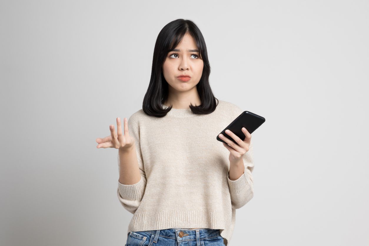 Kawan Puan, saat ada laki-laki dekat denganmu tapi tidak merasakan kedekatan emosional dan komitmen, ini dapat menjadi tanda kamu sedang dipermainkan.