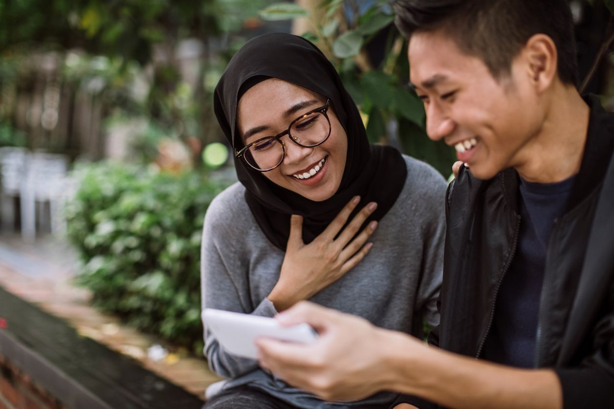 Tak perlu ragu, ini tanda yang menunjukkan jika laki-laki serius dalam menjalin hubungan asmara,
Apa saja?