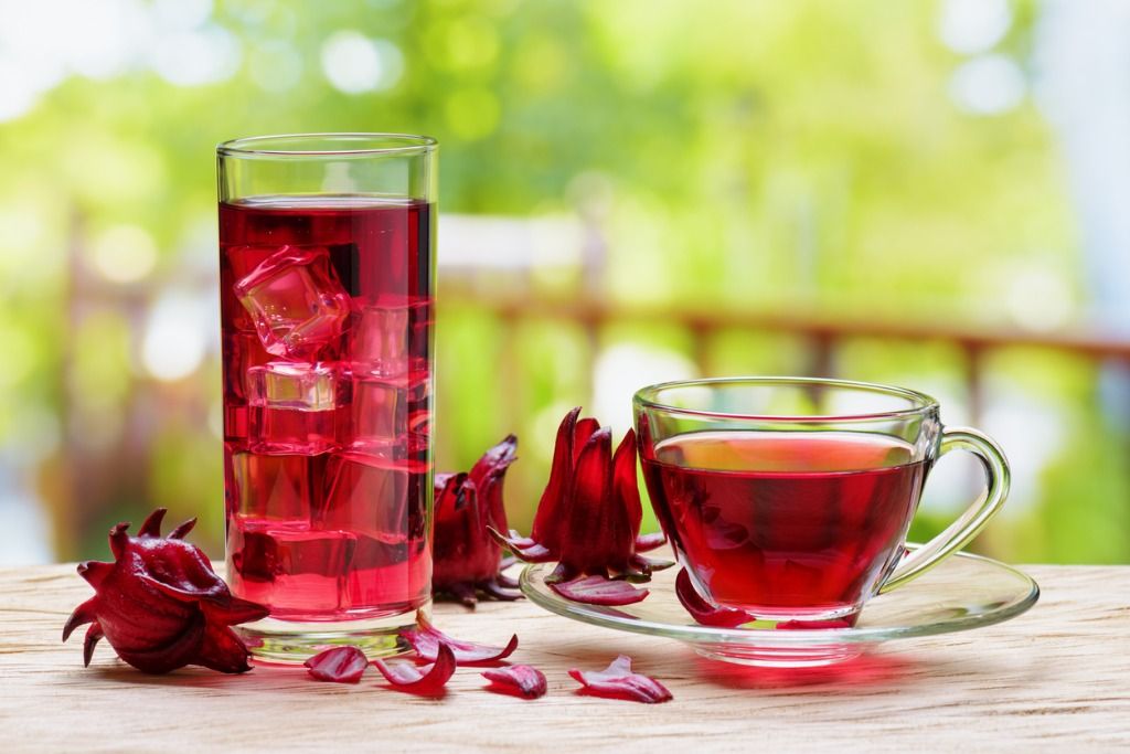 Cocok dijadikan obat alami, setidaknya ada 7 manfaat bunga rosella untuk kesehatan tubuh. Yuk, simak penjelasannya!