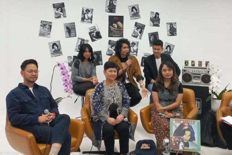 Grup band ZerosiX Park ungkap proses kreatif di balik penggarapan remake lagu Sandiwara Cinta yang dibawakan mereka bersama Nike Ardilla.