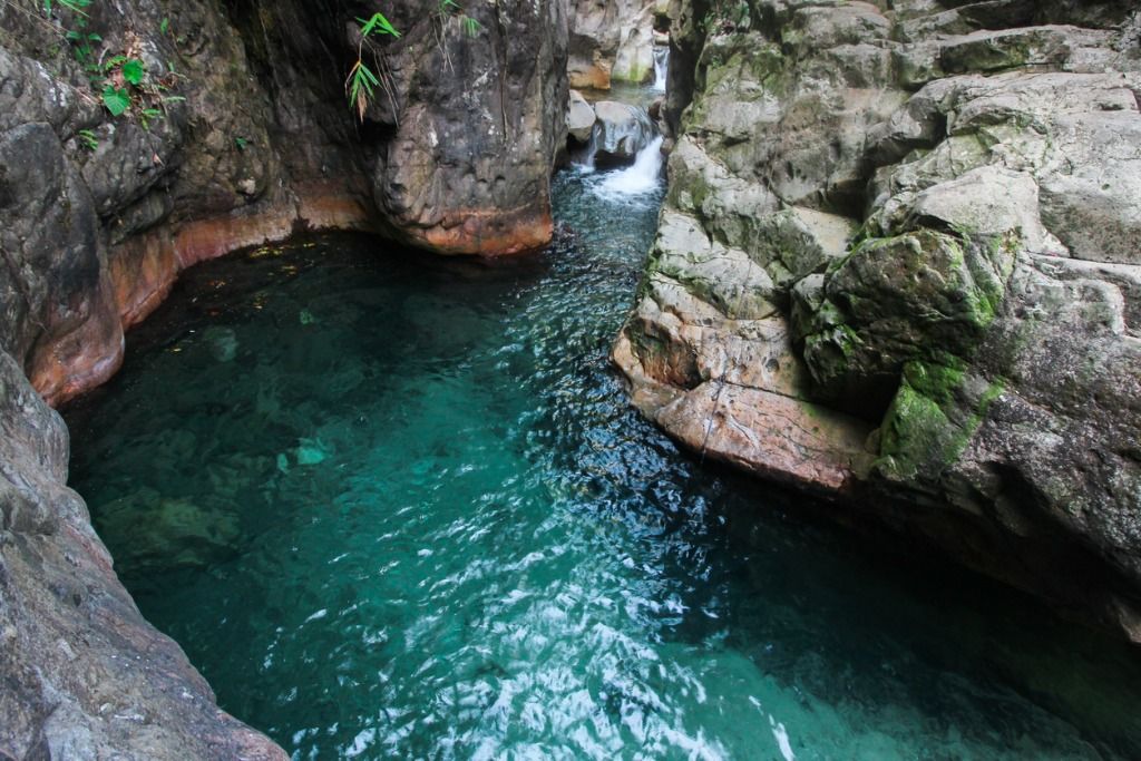 Berikut ini lima curug di Bogor yang masih asri dan alami. Pastinya wisata alami ini cocok untuk menyegarkan pikiran.