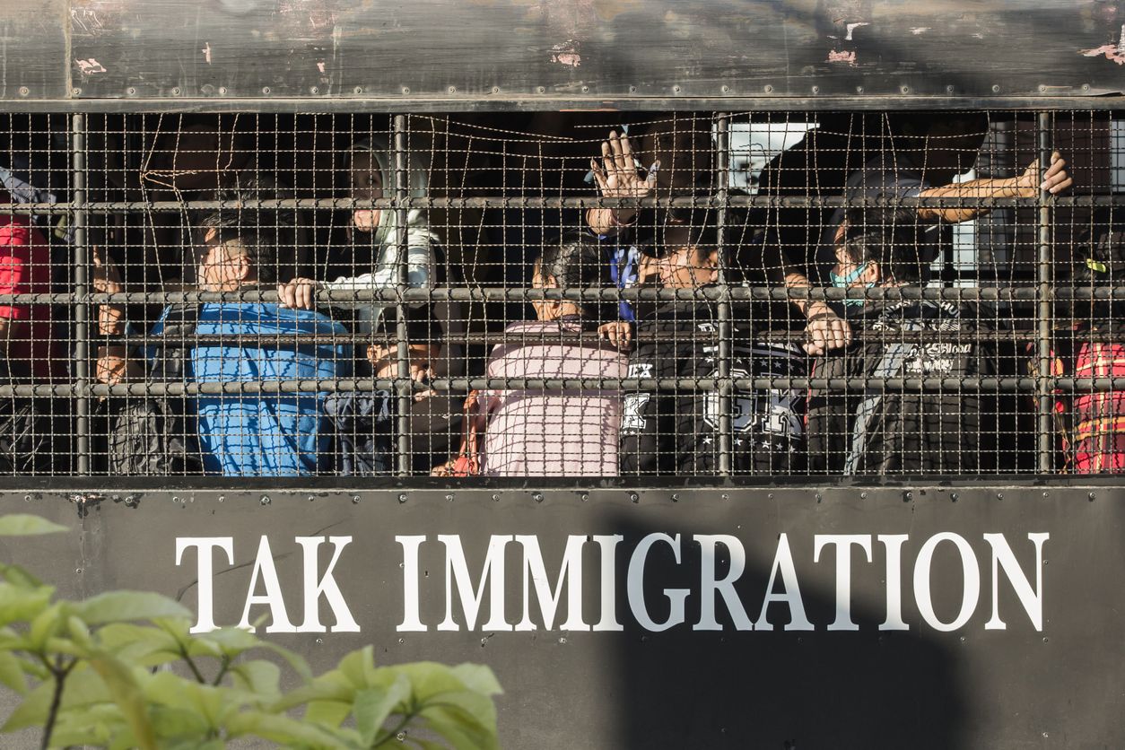 Cerita penyintas Human Trafficking soal proses perekrutan buruh migran yang penuh tekanan dan banyak yang tidak diketahui.