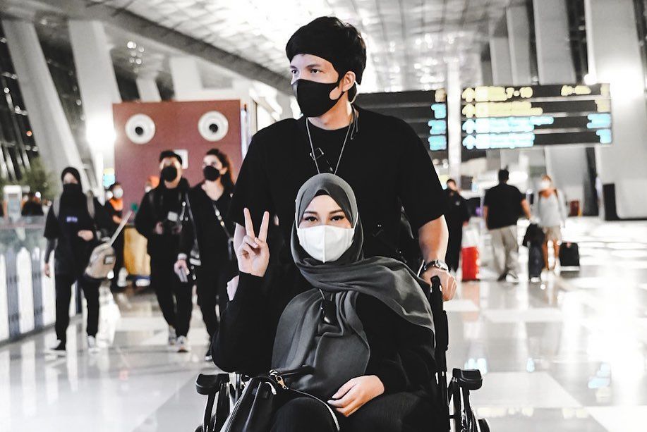 Pulang liburan dari Turki, Atta Halilintar ngamuk diberitakan positif Covid-19. Suami Aurel Hermansyah langsung tunjukkan bukti.