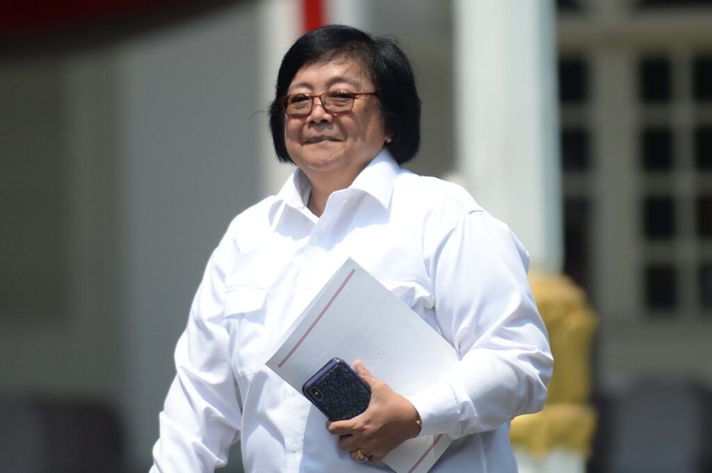 Pernyataannya tentang Deforestasi sempat jadi kontroversi, inilah sosok Siti Nurbaya Bakar yang merupakan Menteri LHK Indonesia.