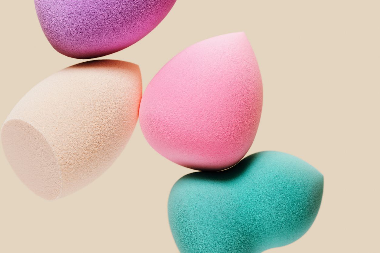 Alat kecantikan beauty blender memiliki sejumlah variasi bentuk dengan fungsi berbeda-beda. Apa saja fungsinya?