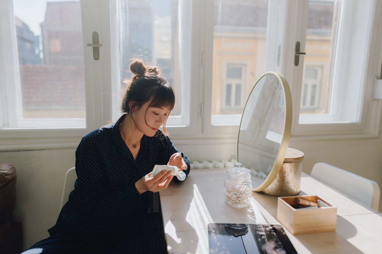 Terdapat beberapa tren kecantikan yang diprediksi akan menjadi skincare viral di TikTok. Simak selengkapnya!