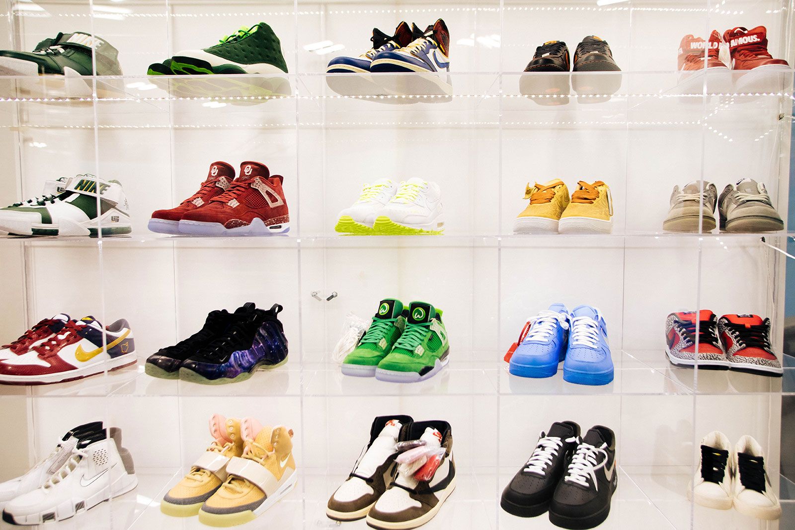 Pameran sneakers pop-up experience pertama dan terbesar di Asia, Sneakertopia, akan diselenggarakan di Seoul, Korea Selatan.