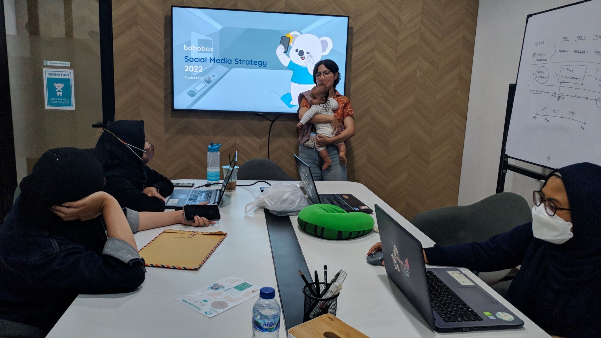 Apakah Kawan Puan tertarik untuk menjadi seorang Social Media Specialist? Jika iya, berikut 4 tipsnya dari seorang Social Media Lead!
