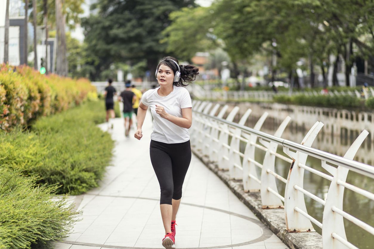Tak hanya celana legging, saat ini banyak pilihan celana olahraga yang bisa kamu gunakan untuk menunjang aktivitas fisikmu. Apa jenis saja?
