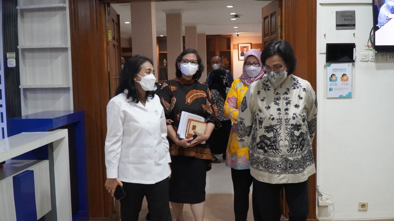 Bertemu Menteri PPPA Bintang Puspayoga, Menkeu Sri Mulyani angkat bicara soal kasus kekerasan seksual di Indonesia.