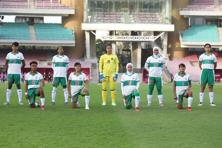 Kiper utama Timnas Putri Indonesia, Fani Supriyanto, mengalami cedera dan mungkin tidak bisa tampil di laga lawan Filipina.