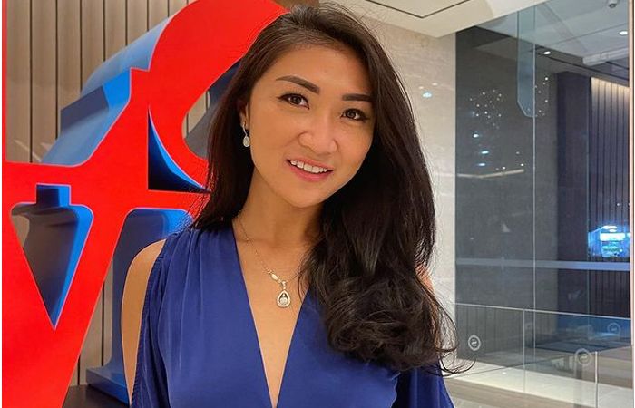 Mengenal sosok Theresa Wienathan, asisten pribadi Nia Ramadhani yang seorang Sarjana Hukum dan belakangan jadi sorotan!