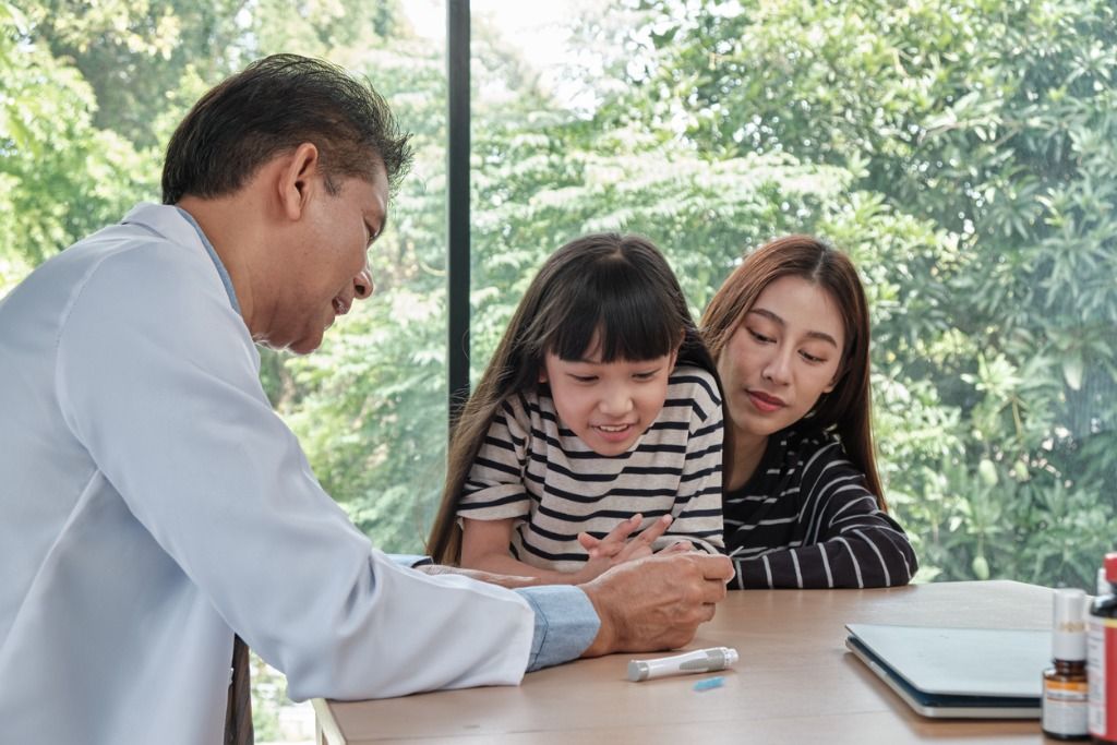 Berikut ini gejala diabetes tipe 2 pada anak yang harus disadari orang tua agar si Kecil segera mendapat penanganan yang tepat.