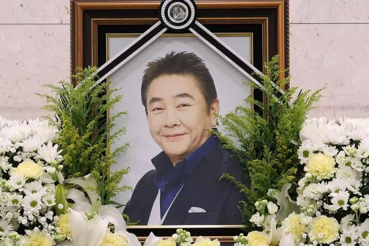 Heo Cham, artis dan presenter TV Korea Selatan telah minggal dunia pada Selasa (1/2/2022) waktu setempat setelah menderita kanker hati.