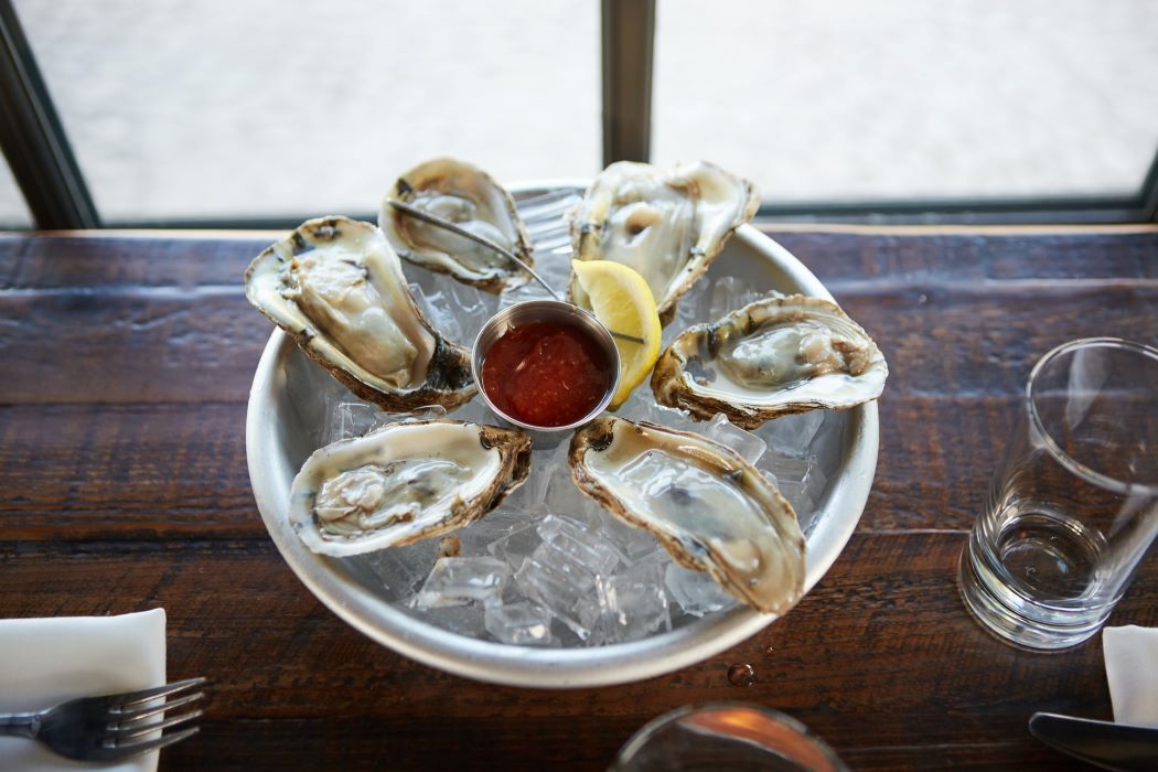 Viral di TikTok dan sedang banyak dicari, apa saja kandungan nutrisi oyster? Bolehkah oyster dimakan mentah?