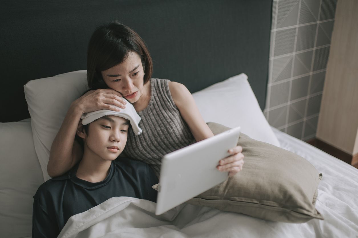 Berikut ini tips utama dalam merawat anak kenker yang dipaparkan  oleh Pendiri YKAKI Ira Soelistyo
