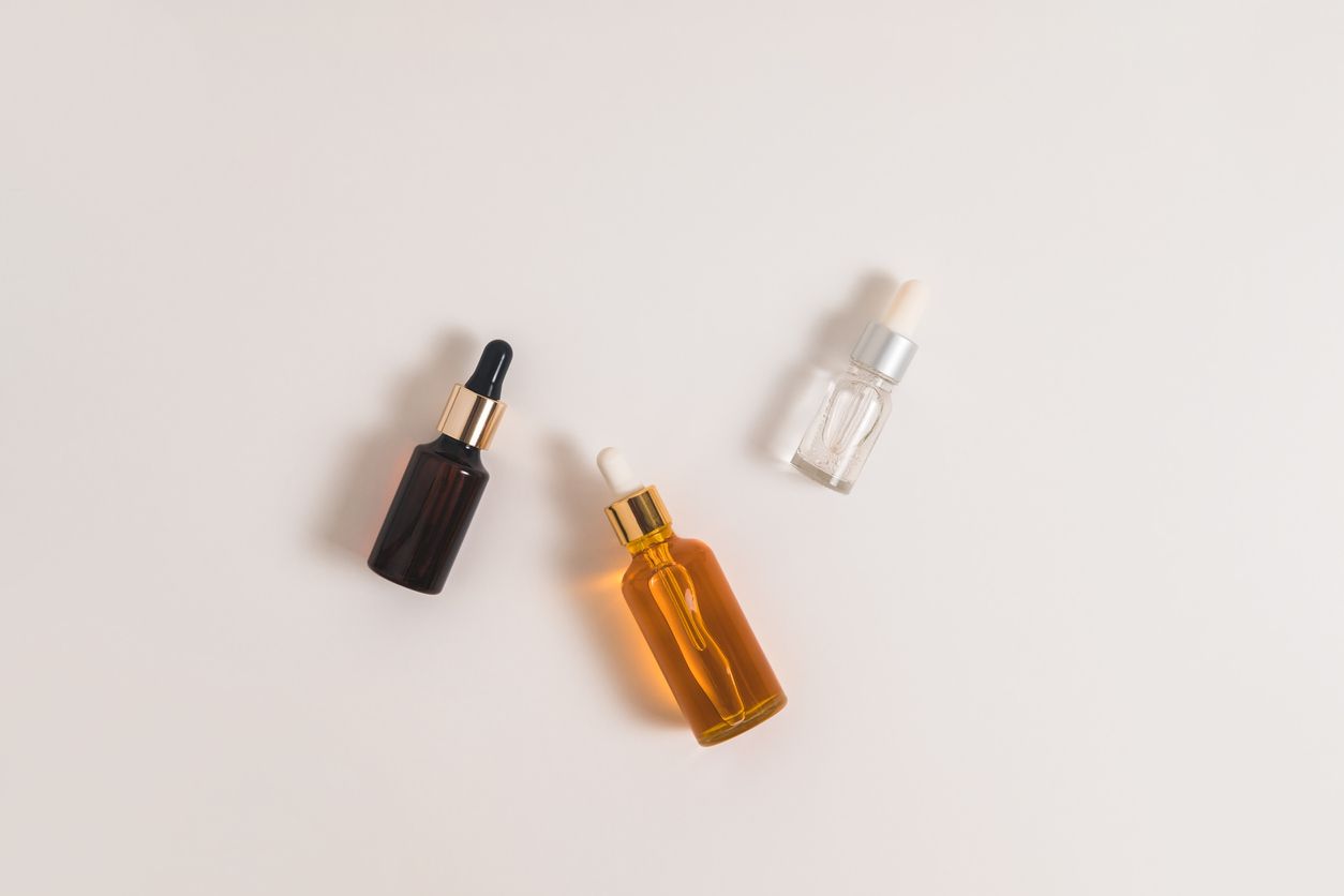 Sejumlah serum yang jadi produk skincare viral di TikTok dapat bantu mengatasi beruntusan. Simak rekomendasinya berikut!