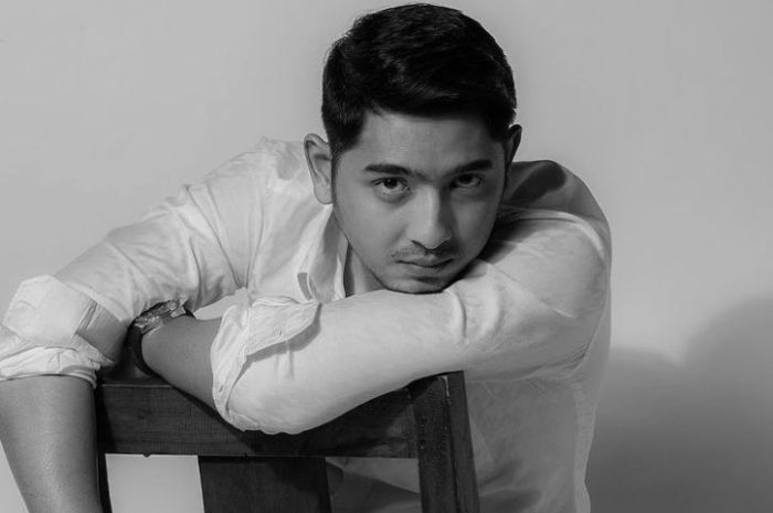 Karakter Aldebaran di sinetron Ikatan Cinta diceritakan tengah menghilang. Ternyata, Arya Saloka sudah bersiap untuk hengkang jika cerita melenceng.