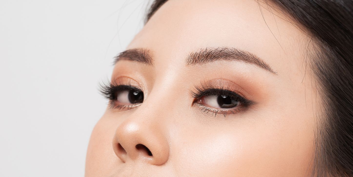 Berkolaborasi dengan KFC, benarkah ada kandungan ayam goreng dalam koleksi Dear Me Beauty x KFC ini? Simak ulasannya berikut!