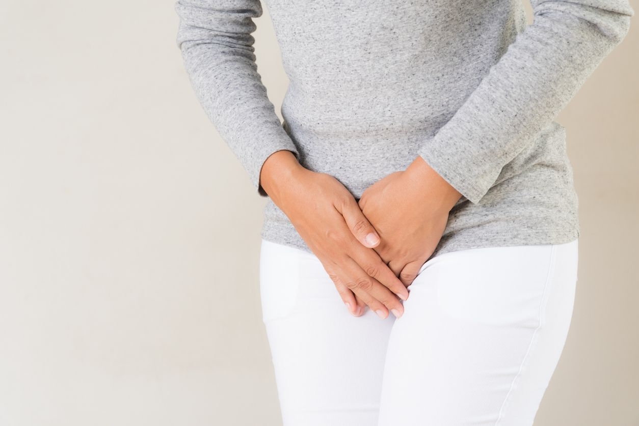 Dalam upaya jaga kesehatan reproduksi perempuan, simak cara menjaga keseimbangan pH vagina. Salah satunya perbanyak minum air putih!