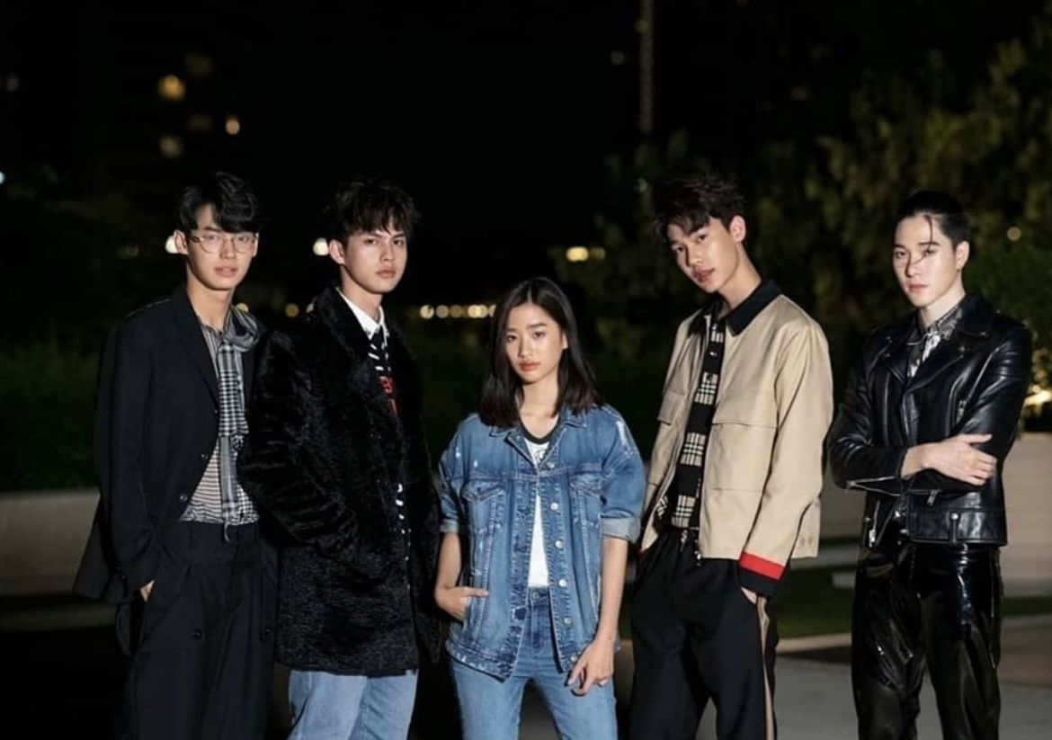 Kabar baik untuk penggemar Bright Vachirawit, ini dia jadwal fan meeting F4 Thailand di Jakarta pada 12 Oktober mendatang.
