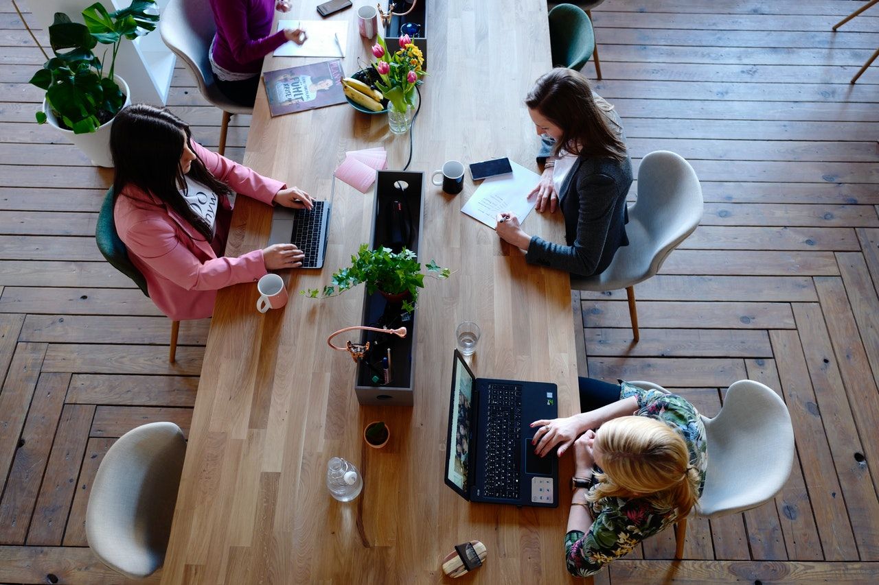 Shopee buka lowongan kerja startup untuk posisi Seller Communication. Posisi ini dibuka untuk yang memiliki pengalaman di bidang marketing!