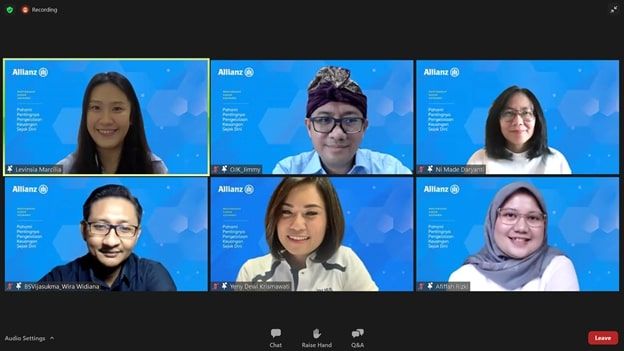 Allianz Indonesia menggelar webinar Masyarakat Sadar Asuransi untuk membantu meningkatkan literasi finansial di Bali.