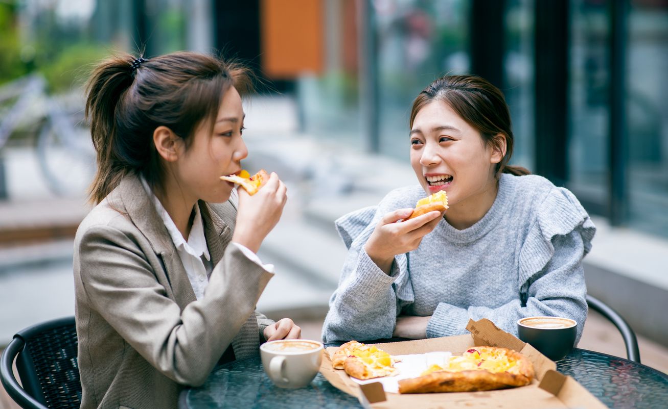 Kawan Puan merasa banyak makan tapi tidak gemuk? Dengarkan tubuhmu, kenali penyebab banyak makan tapi tetap kurus berikut ini.