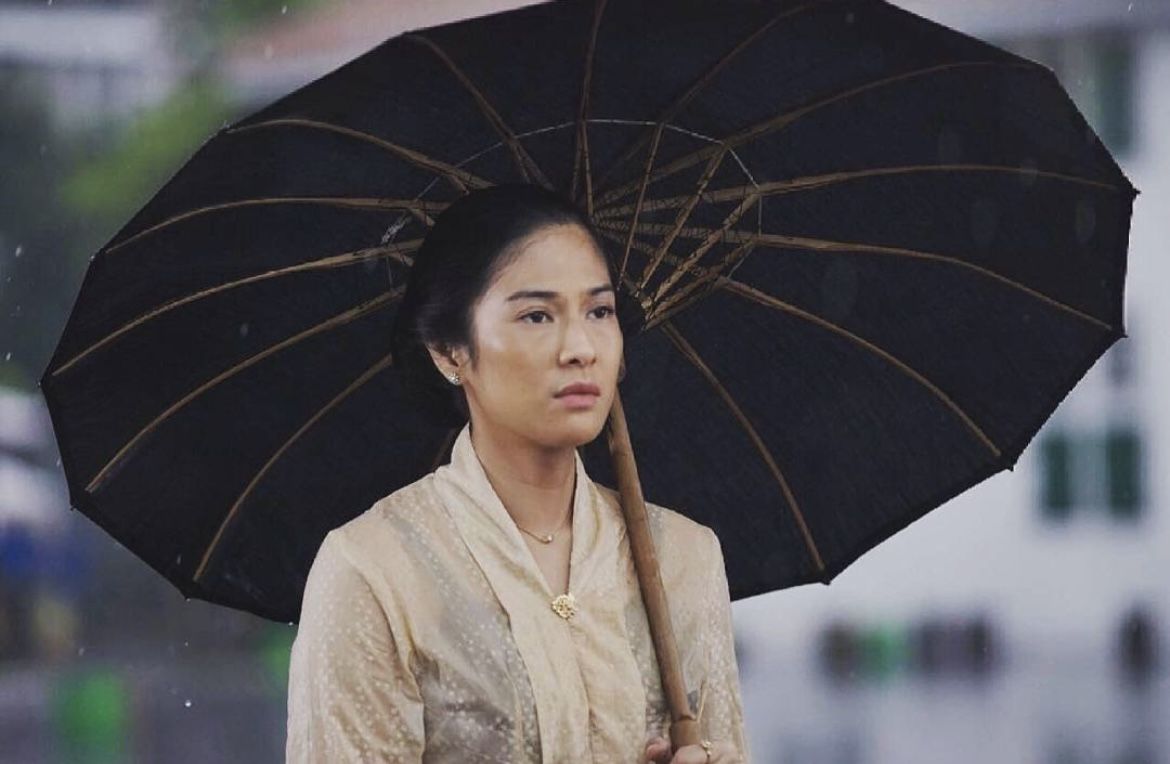 Dian Sastrowardoyo di film Kartini (2017).