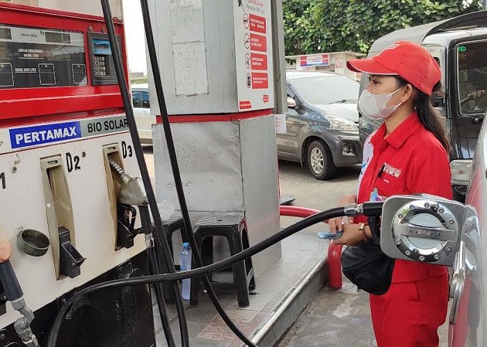 Harga BBM Pertamax mengalami kenaikan menjadi Rp12.000 hingga Rp13.000 per liter dan berlaku mulai Jumat (1/4/2022).