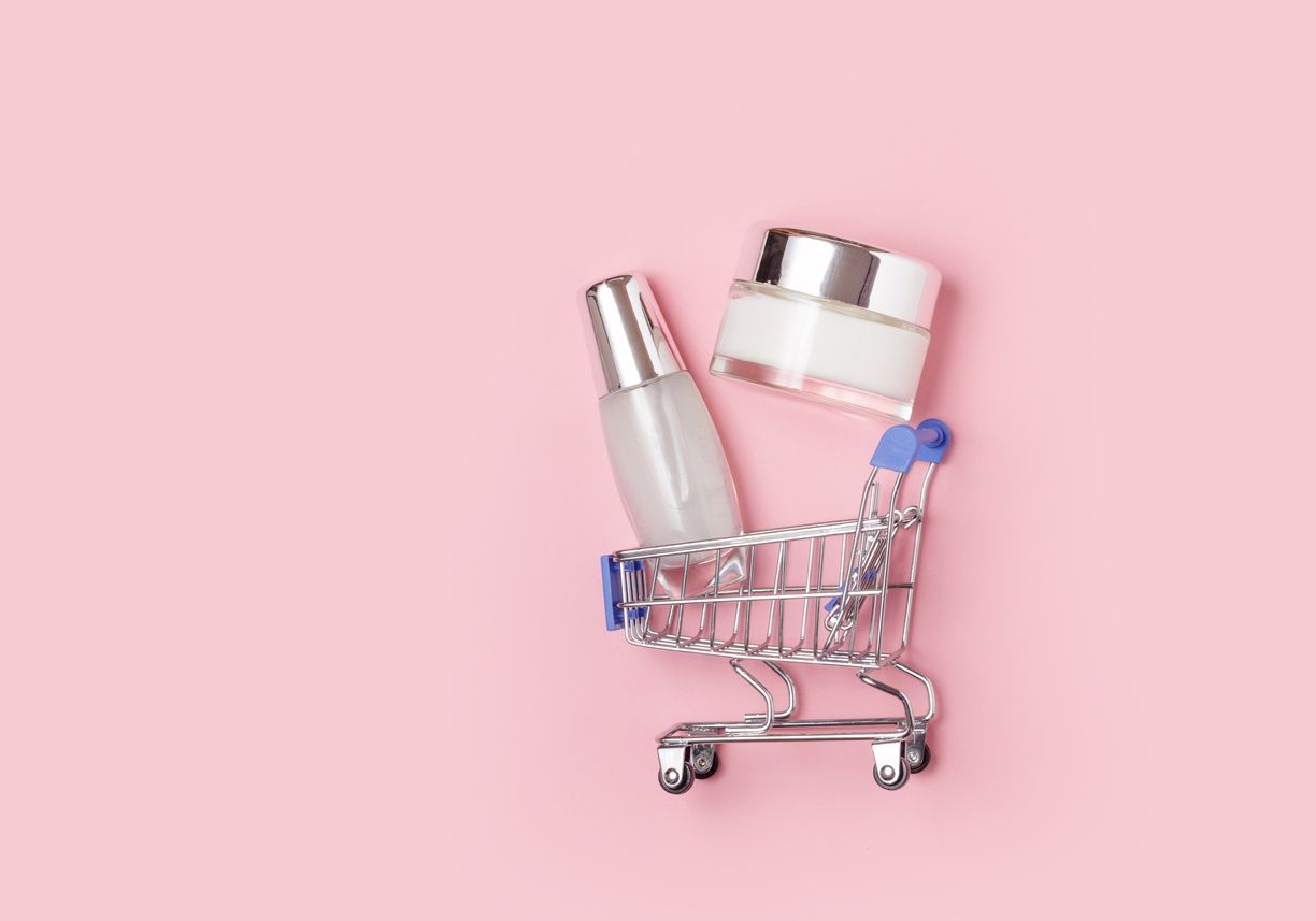 Berikut rekomendasi skincare dan makeup yang lagi diskon di Shopee. Diskonnya sampai 60 persen dengan gratis ongkir!