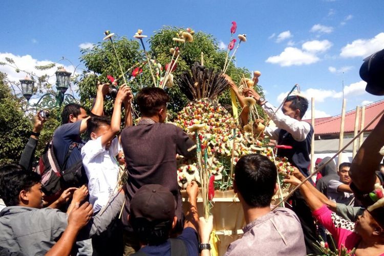 Berikut ini lima tradisi menjelang lebaran yang unik di berbagai wilayah di Indonesia, simak selengkapnya