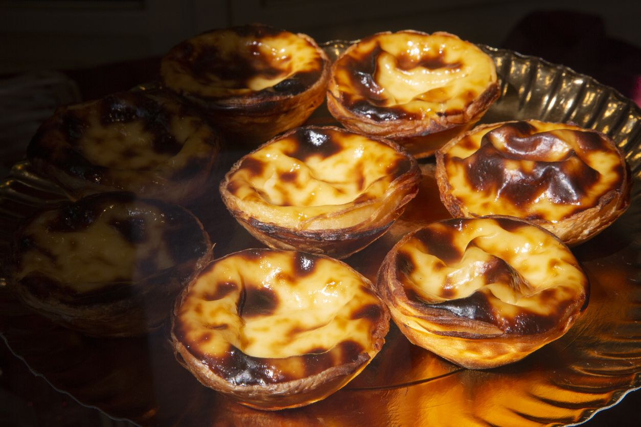 Berikut ini perbedaan pie susu dengan portuguese egg tart mulai dari segi adonan hingga isian yang digunakan.