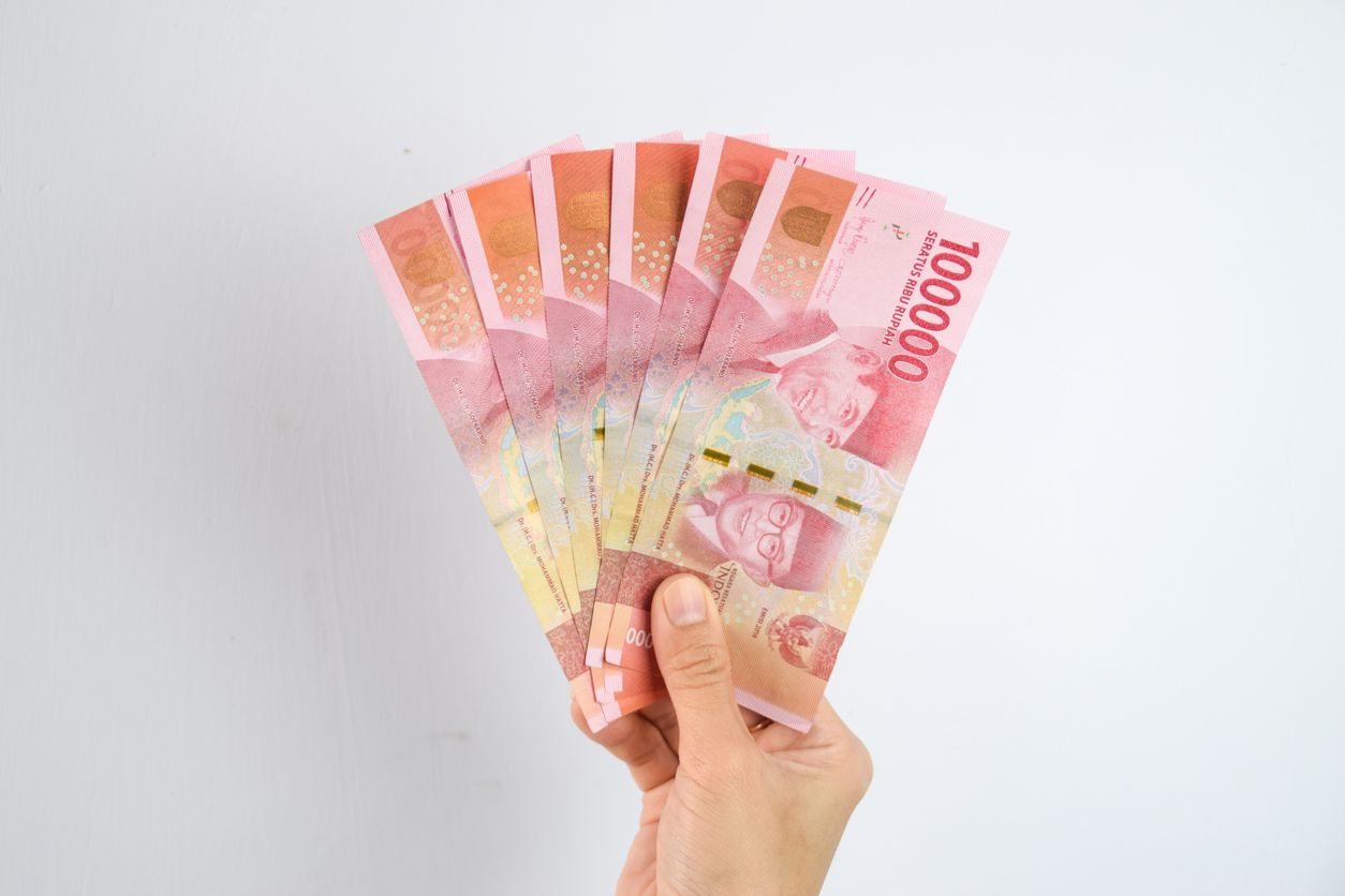 Terdapat beberapa tips kelola uang THR agar kondisi keuangan tetap sehat pasca Hari Raya Idulfitri. Seperti apa?