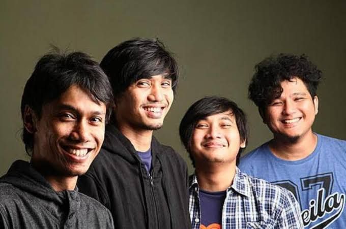 Belum lama ini, beredar cerita riders grup band Sheila On 7 yang sederhana di Twitter. Cerita tersebut ada dalam utas akun @jembercoret.