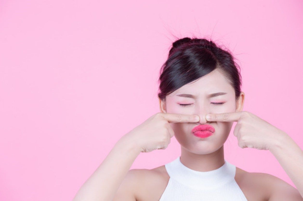 Kawan Puan sudah pernah mencoba menghilangkan komedo dengan mengombinasikan dua bahan aktif produk? Yuk, intip skincare viral di TikTok ini.
