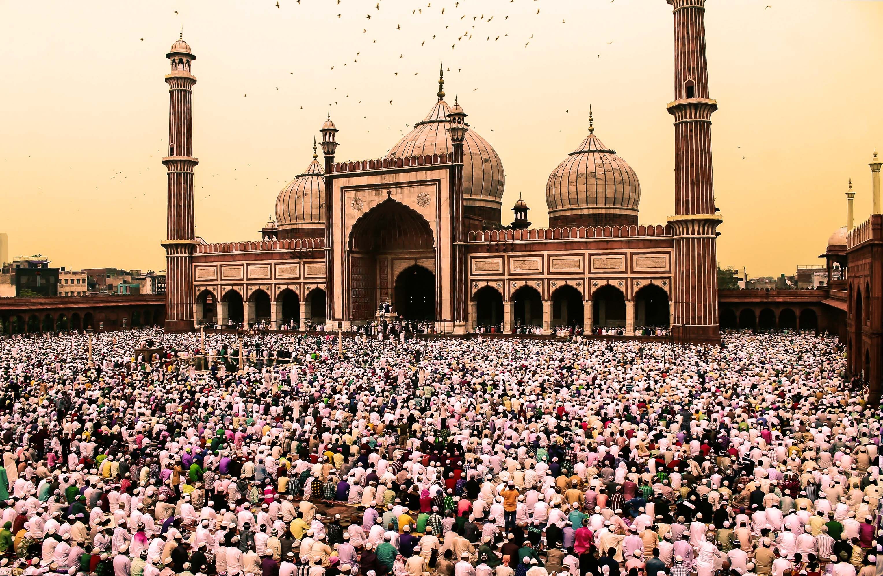 Idulfitri merupakan hari besar umat Muslim yang begitu ditunggu-tunggu di seluruh dunia. Ini dia berbagai fakta menariknya.
