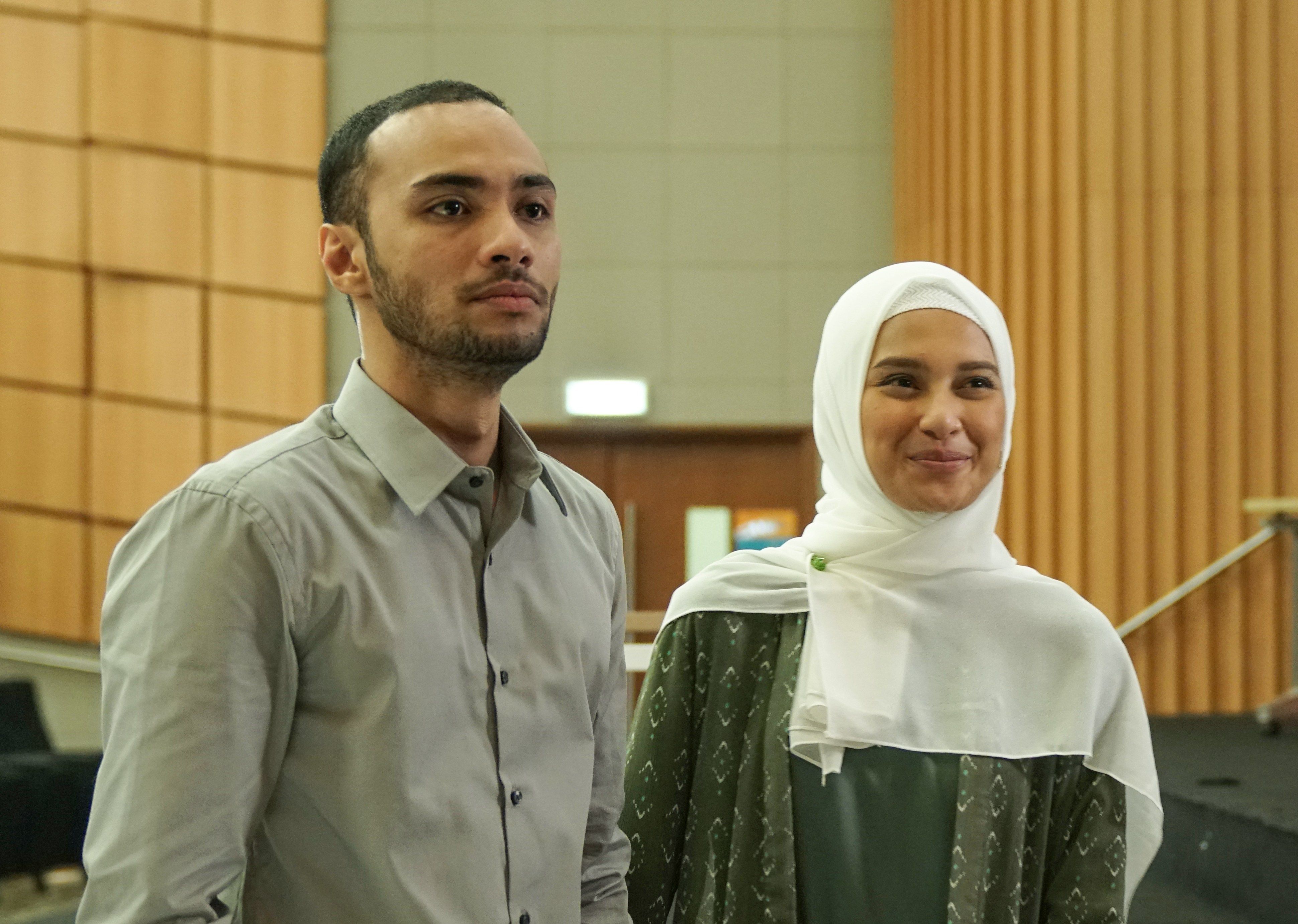 Review dan ulasan film Wedding Agreement yang kini ditayangkan kembali dalam bentuk serial populer di Disney+ Hotstar.