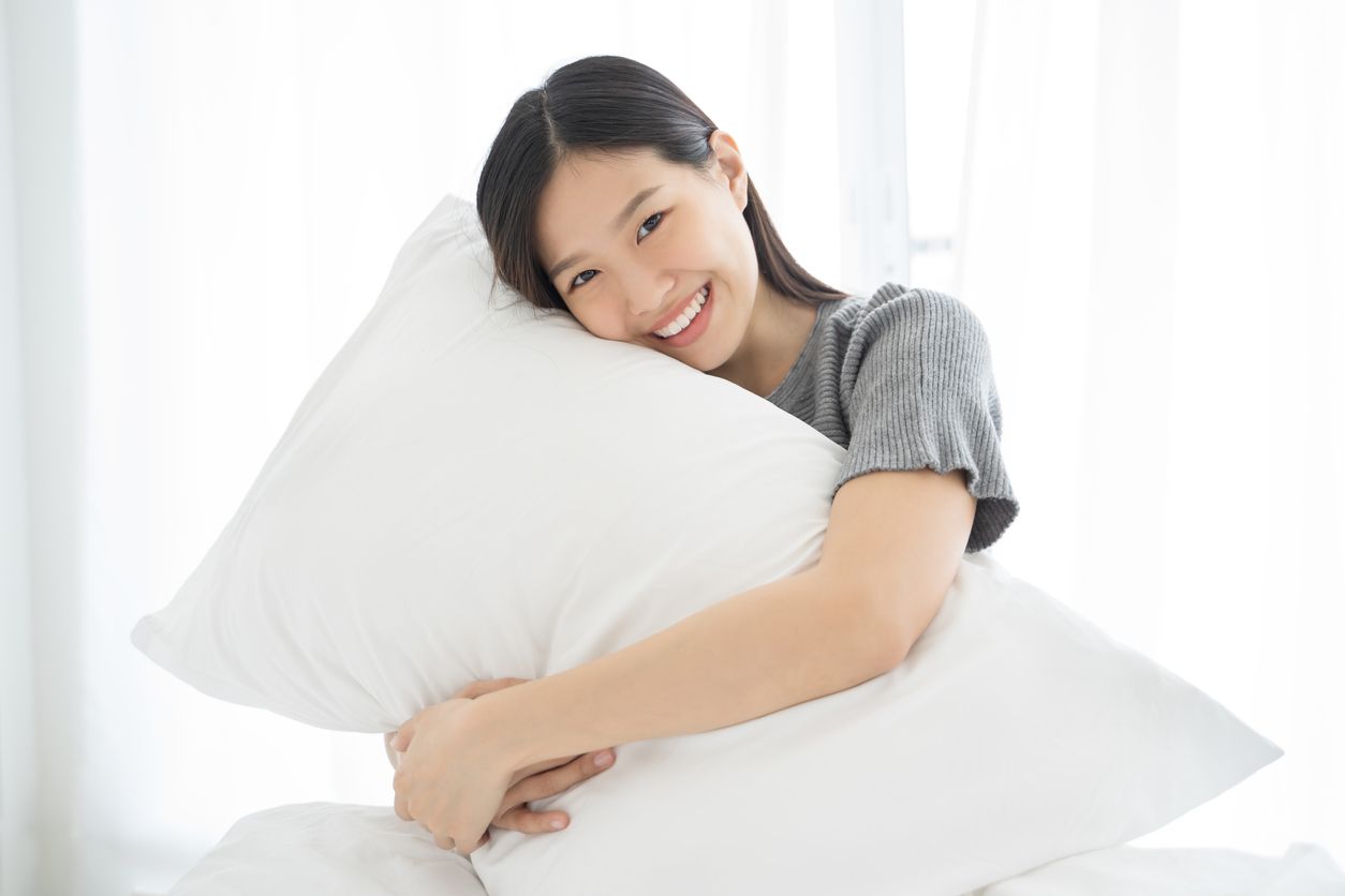 Kawan Puan, berikut ini rekomendasi bantal empuk yang bisa tingkatkan kualitas tidurmu. Yuk simak lengkapnya.