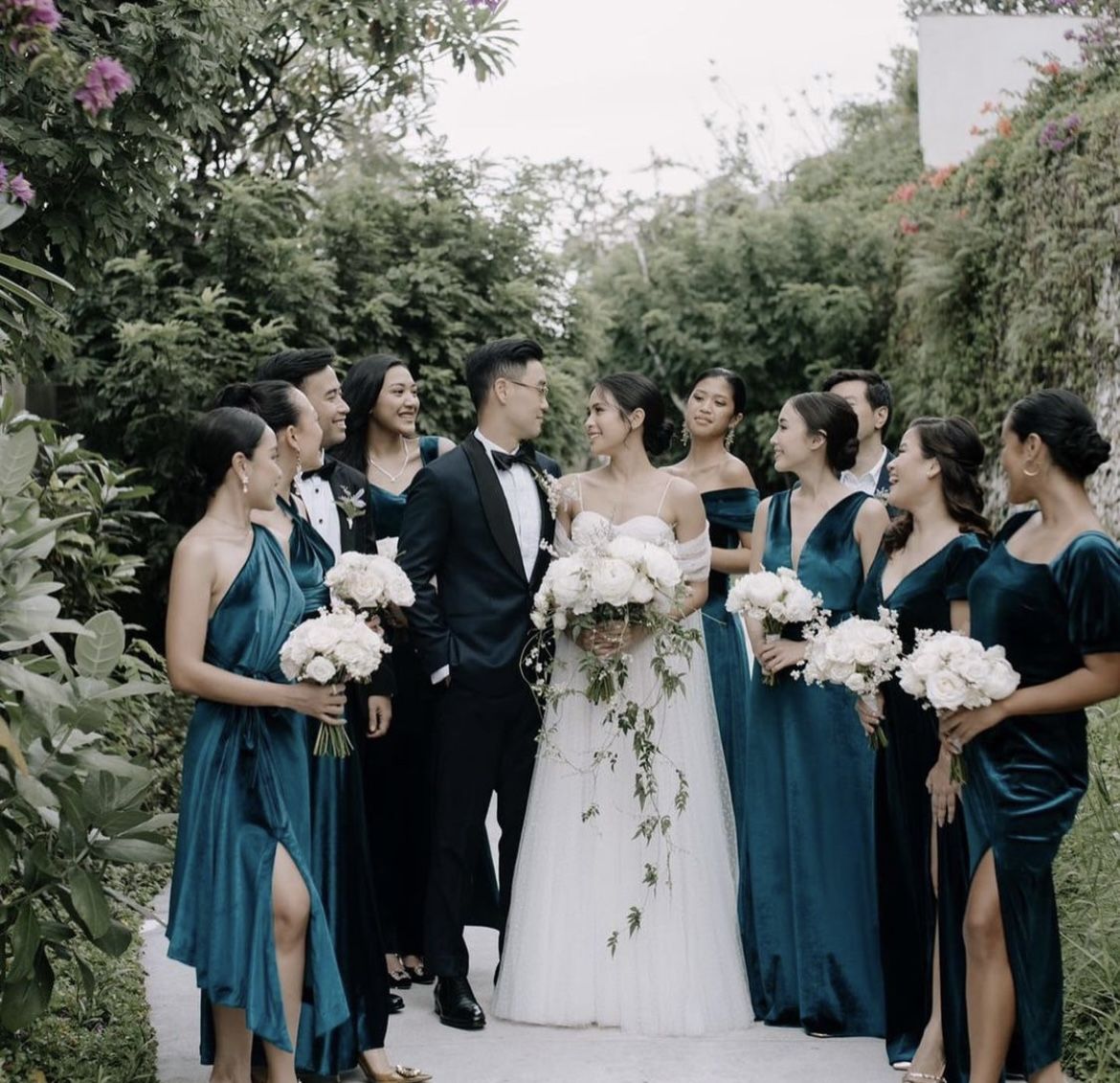 Berita terpopuler Love & Life (3/6/2022): Do's & dont's untuk perempuan menikah saat tunjuk sahabat jadi bridesmaid. Cara menanggapi komentar negatif