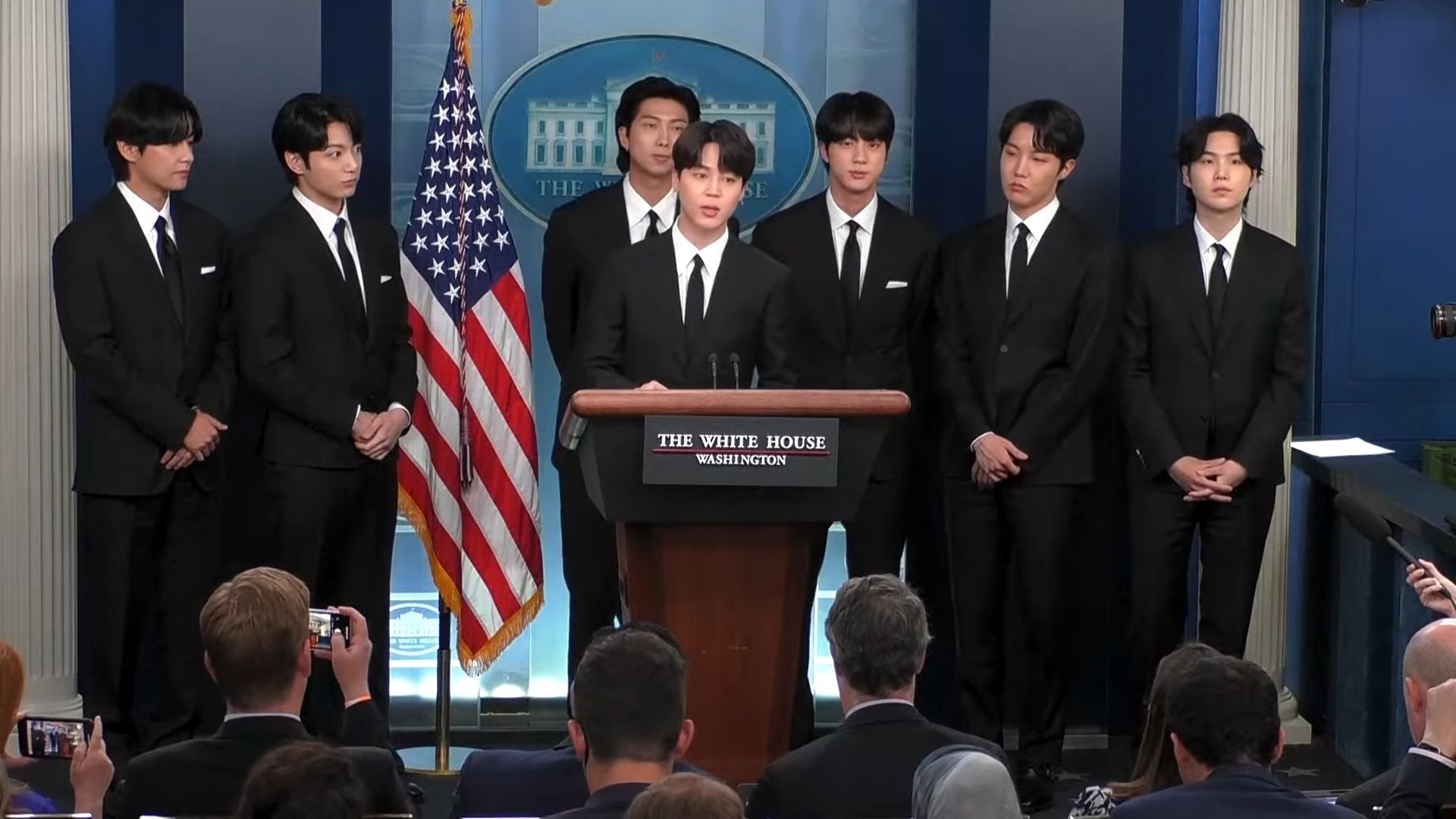 Grup BTS bertemu Presiden Amerika Serikat Joe Biden dan pidato tentang diskriminasi Asia di Gedung Putih pada Selasa (31/5/2022) waktu setempat.